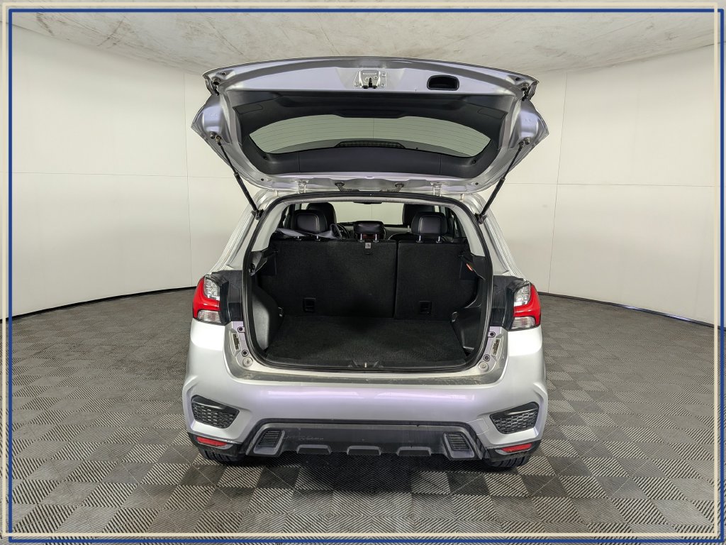 Used 2022 Mitsubishi Outlander Sport SE AWD/4WD image 11