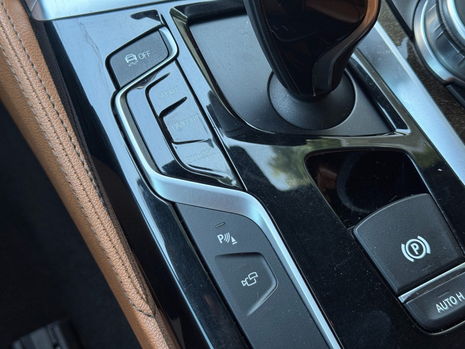 Used 2017 BMW 540i RWD image 33