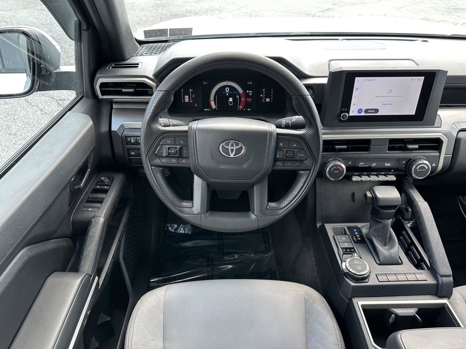 Used 2024 Toyota Tacoma SR5 AWD/4WD image 19