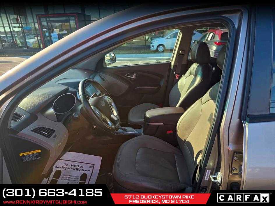 Used 2012 Hyundai Tucson Limited w/ Premium Pkg image 8