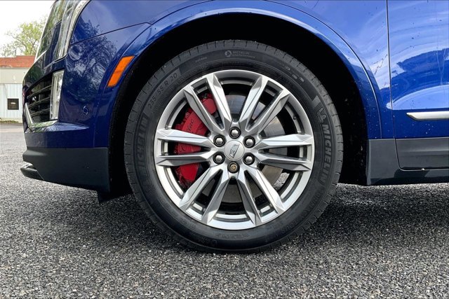 Used 2023 Cadillac XT5 Sportv w/ Technology Package AWD/4WD image 8