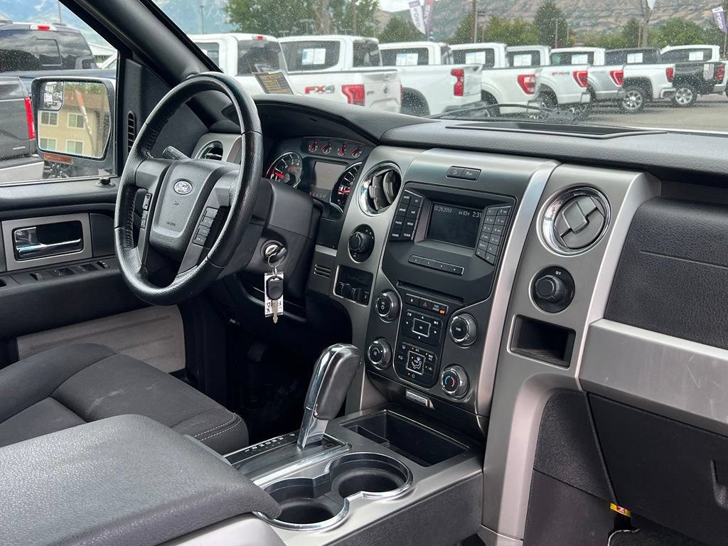 Used 2014 Ford F150 FX4 w/ Equipment Group 401A Mid AWD/4WD image 18