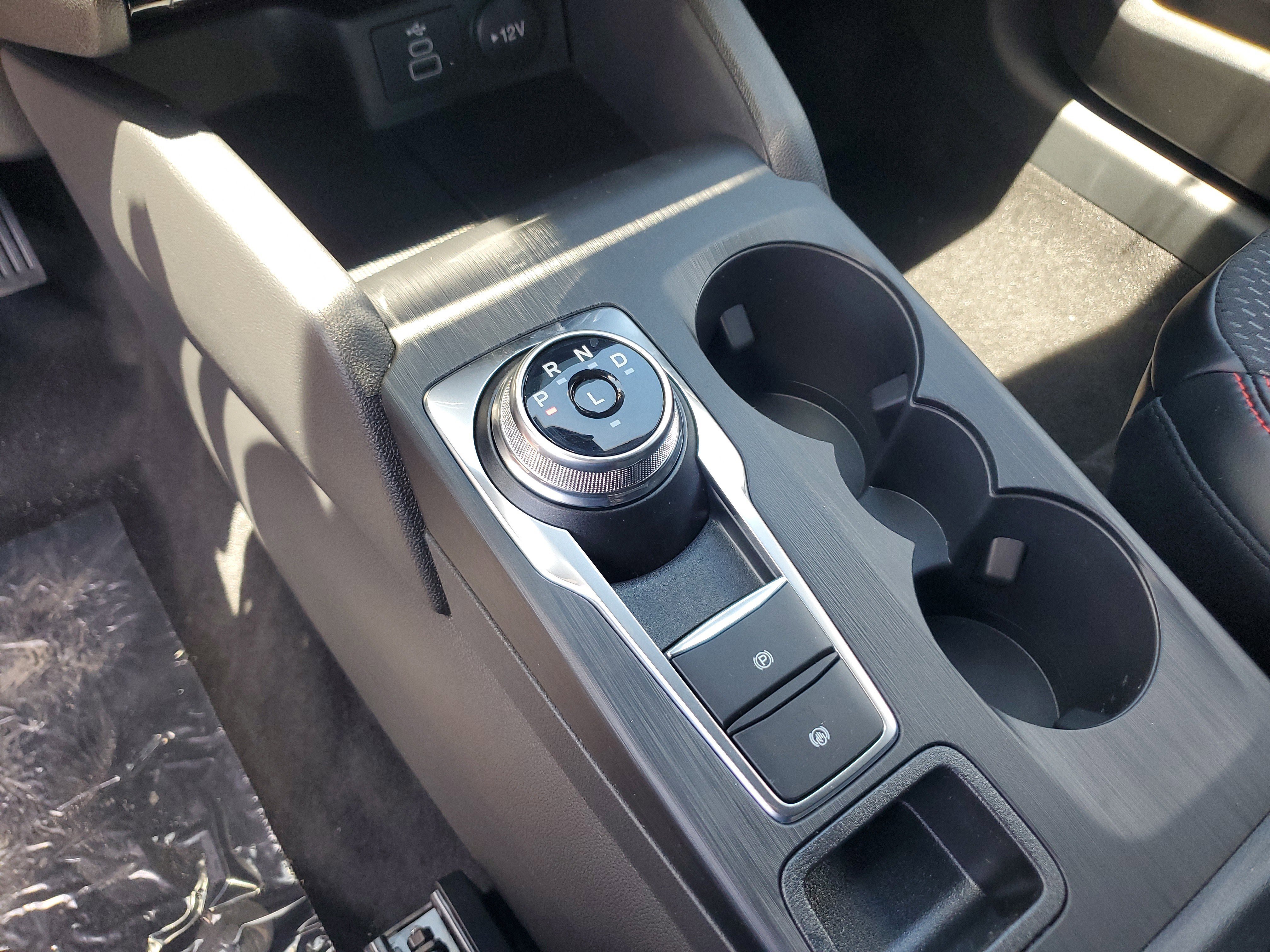 New 2025 Ford Escape ST-Line w/ Tech Pack #1 image 18