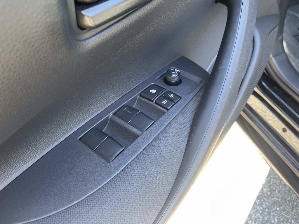 Used 2023 Toyota Corolla LE FWD image 17