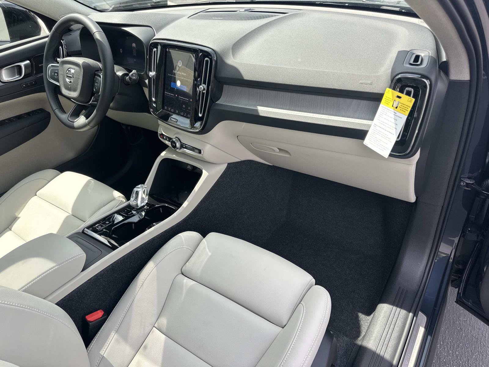 New 2026 Volvo XC40 B5 Ultra w/ Climate Package AWD/4WD image 21