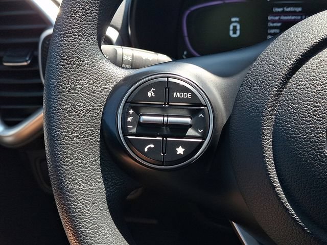 Certified 2025 Kia Soul LX w/ LX Technology Package FWD image 20