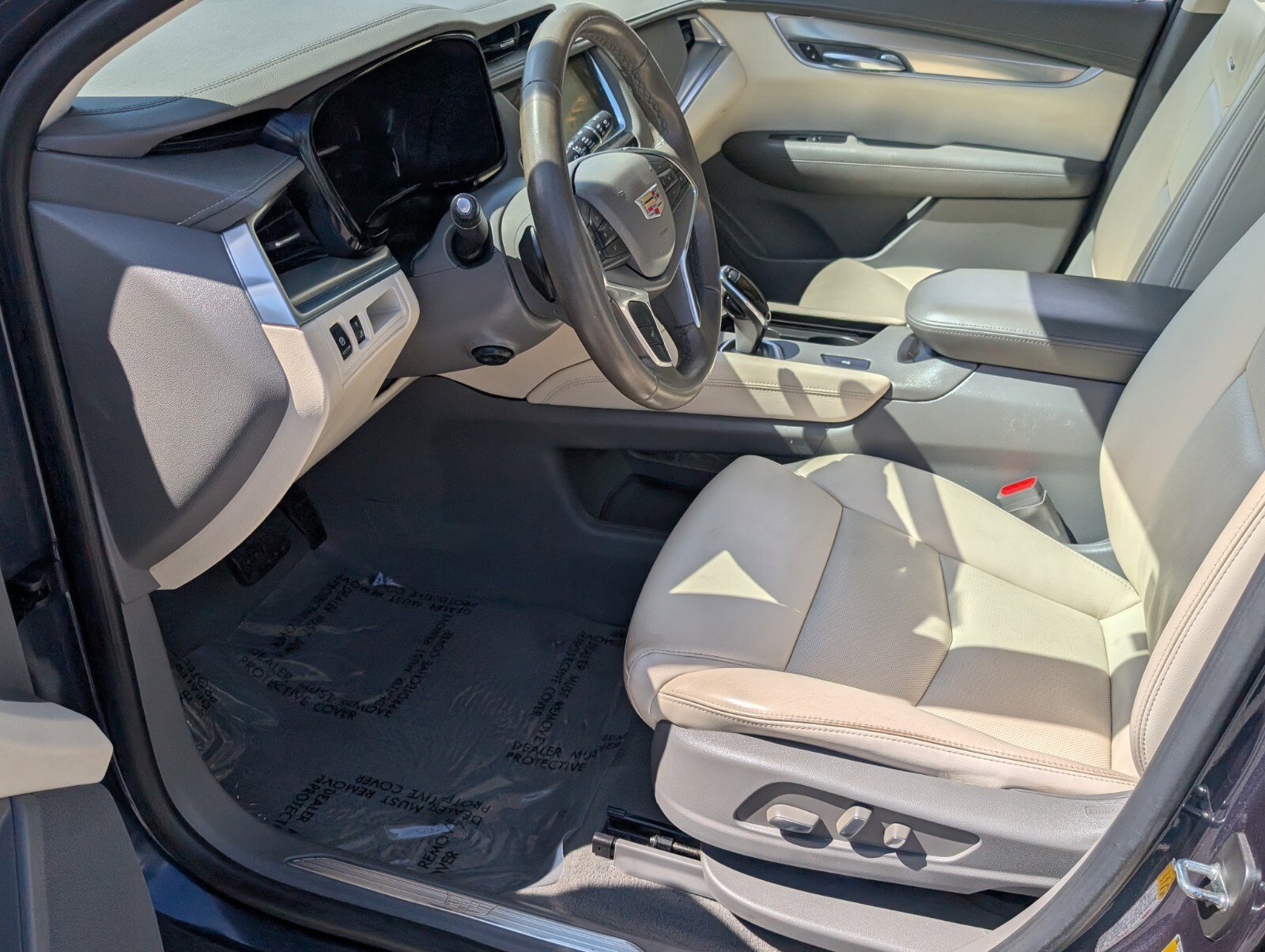 Used 2018 Cadillac XT5 Luxury image 12