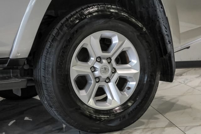 Used 2021 Toyota 4Runner SR5 Premium AWD/4WD image 83