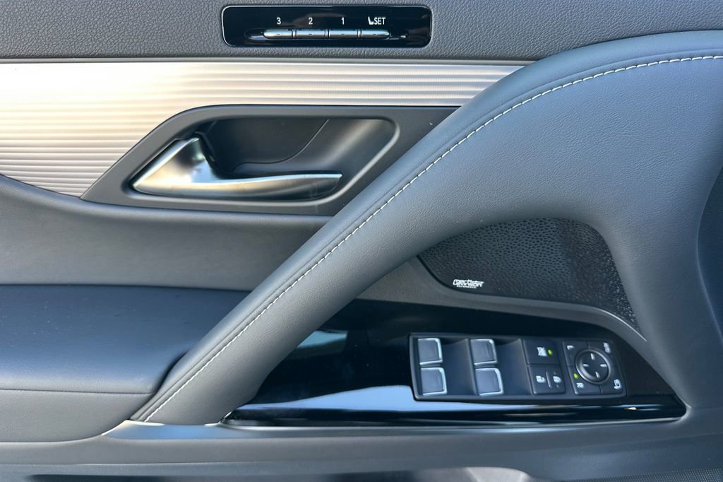 New 2026 Lexus LX 700h F Sport AWD/4WD image 11