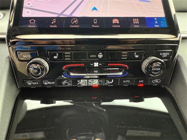 New 2025 Jeep Grand Cherokee Limited w/ Black Appearance Package image 28