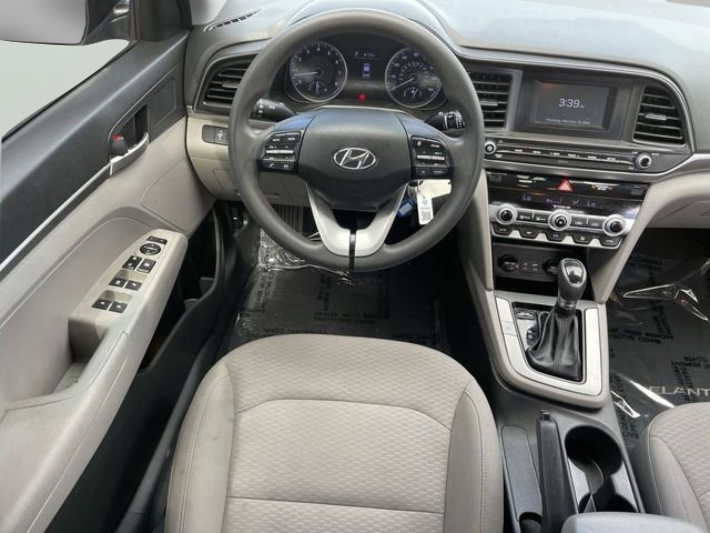 Used 2020 Hyundai Elantra SE FWD image 10
