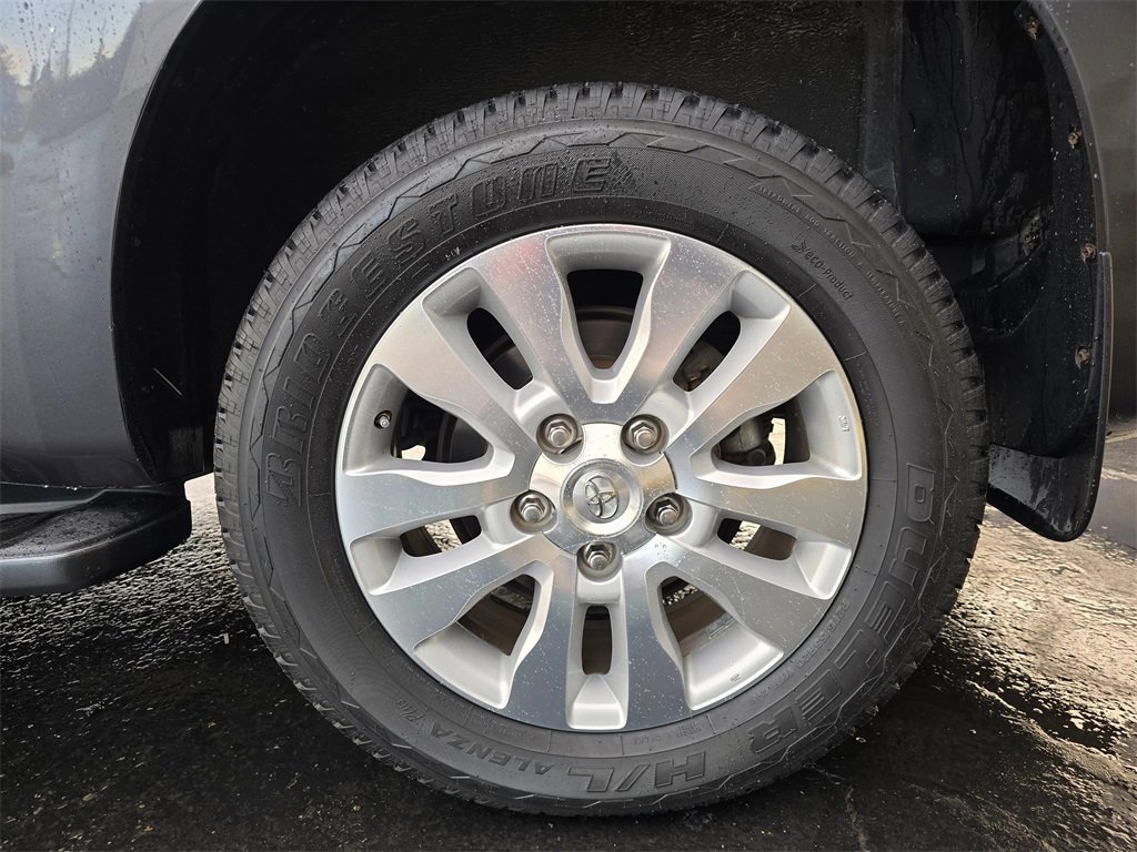 Used 2017 Toyota Sequoia Platinum image 6