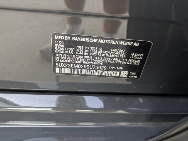 Used 2024 BMW X7 xDrive40i w/ M Sport Package AWD/4WD image 38