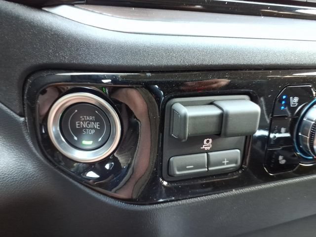 New 2026 GMC Sierra 1500 SLT w/ SLT Premium Package AWD/4WD image 35