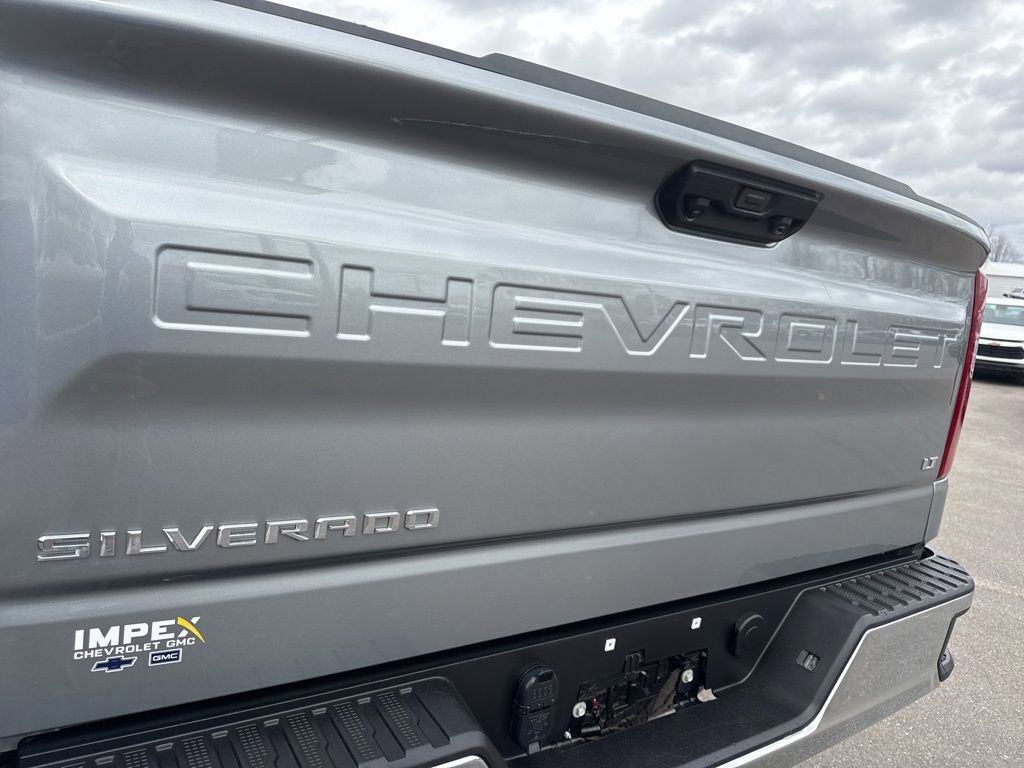 Used 2025 Chevrolet Silverado 1500 LT image 32
