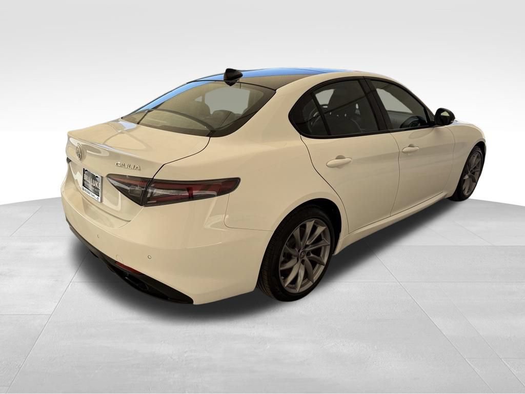 New 2025 Alfa Romeo Giulia RWD image 9