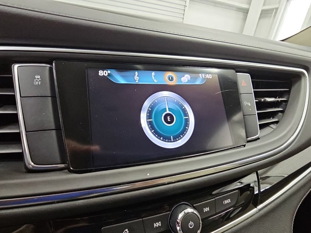 Used 2019 Buick Enclave Essence FWD image 16