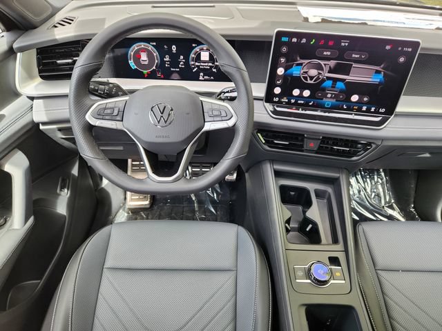 New 2026 Volkswagen Tiguan SE R-Line AWD/4WD image 25