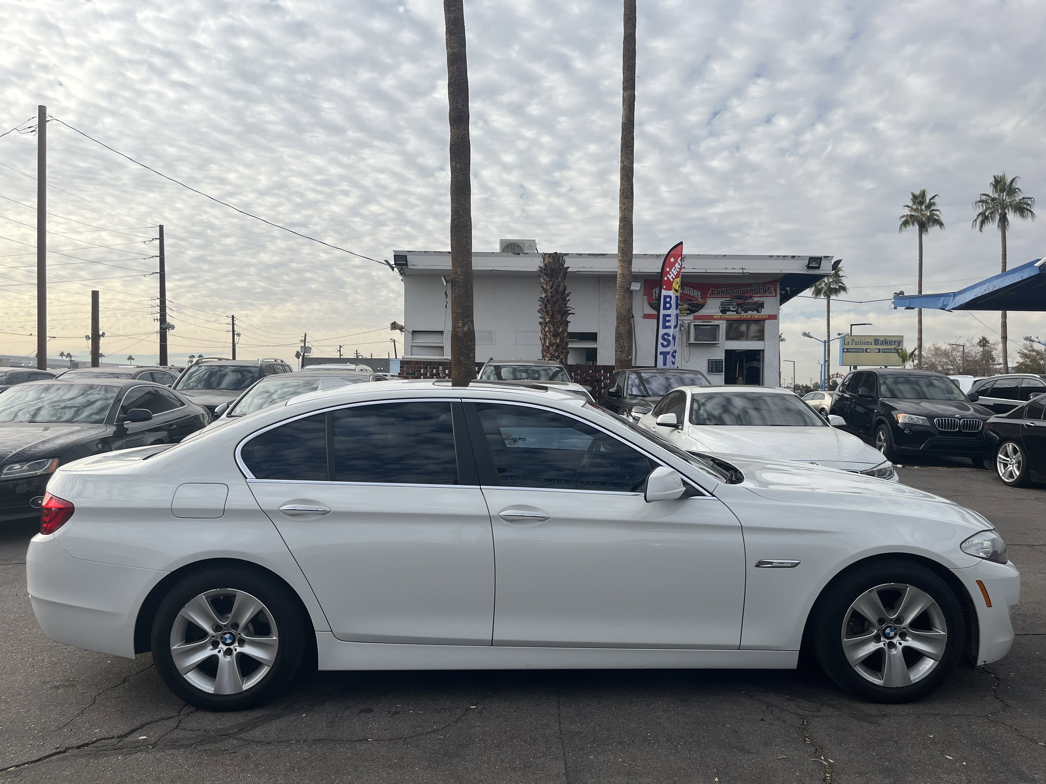 Used 2013 BMW 528i Sedan RWD image 2