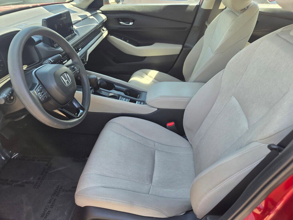 Certified 2025 Honda Accord SE image 20