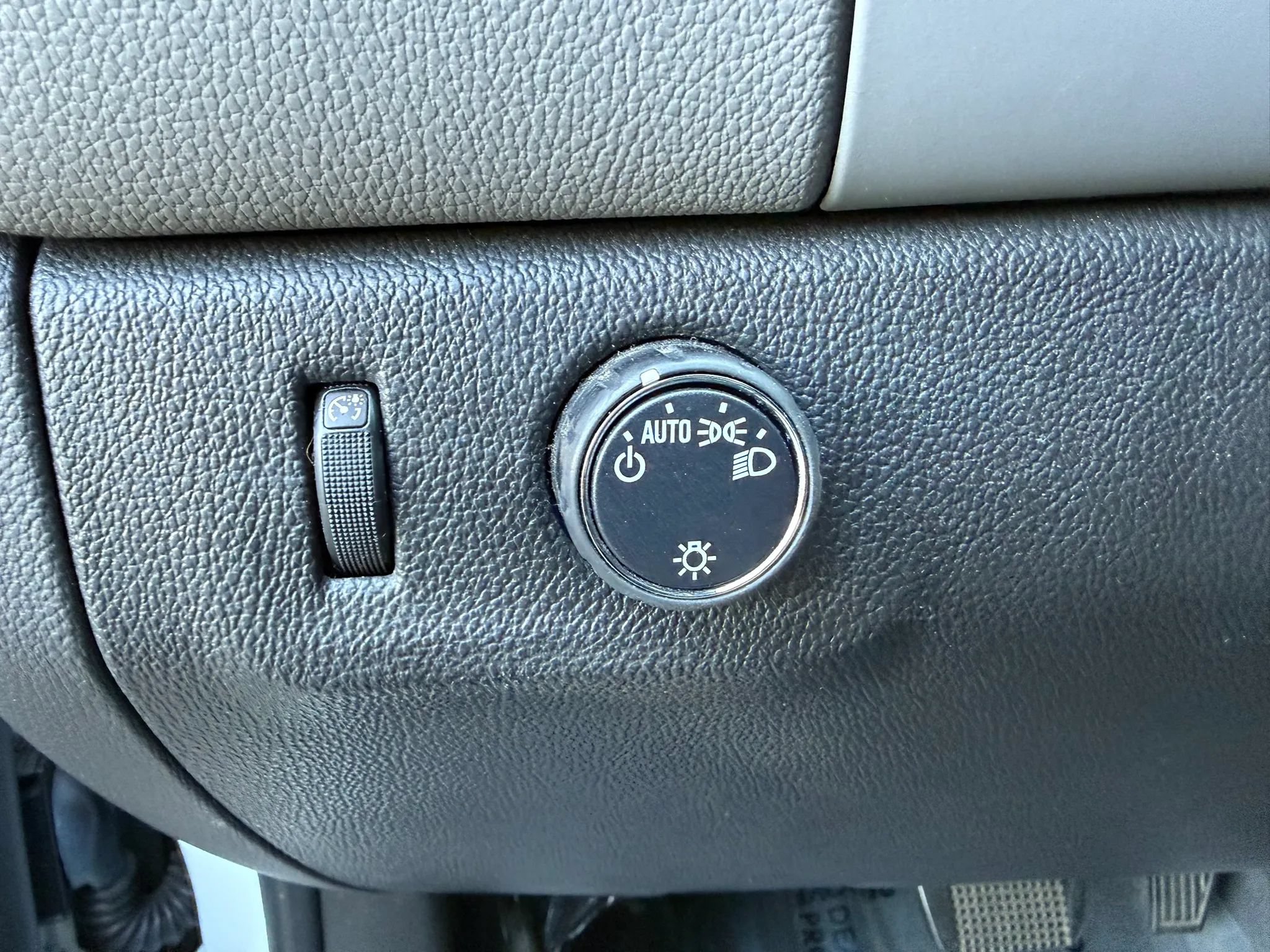 Used 2019 Chevrolet Colorado W/T RWD image 31