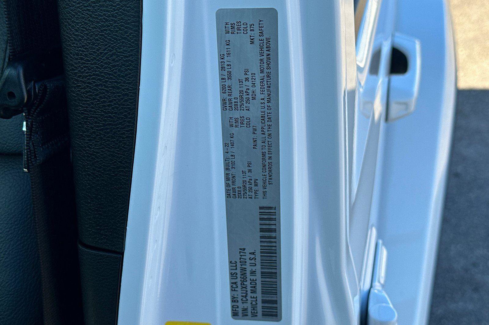 Used 2022 Jeep Wrangler Unlimited Sahara image 33