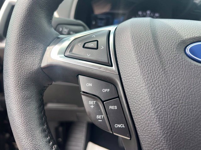 Certified 2024 Ford Edge SEL w/ Convenience Package AWD/4WD image 9
