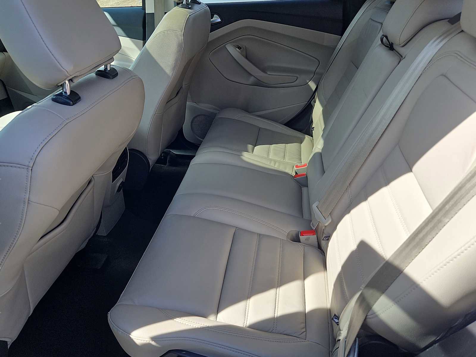 Used 2018 Ford Escape SEL AWD/4WD image 30