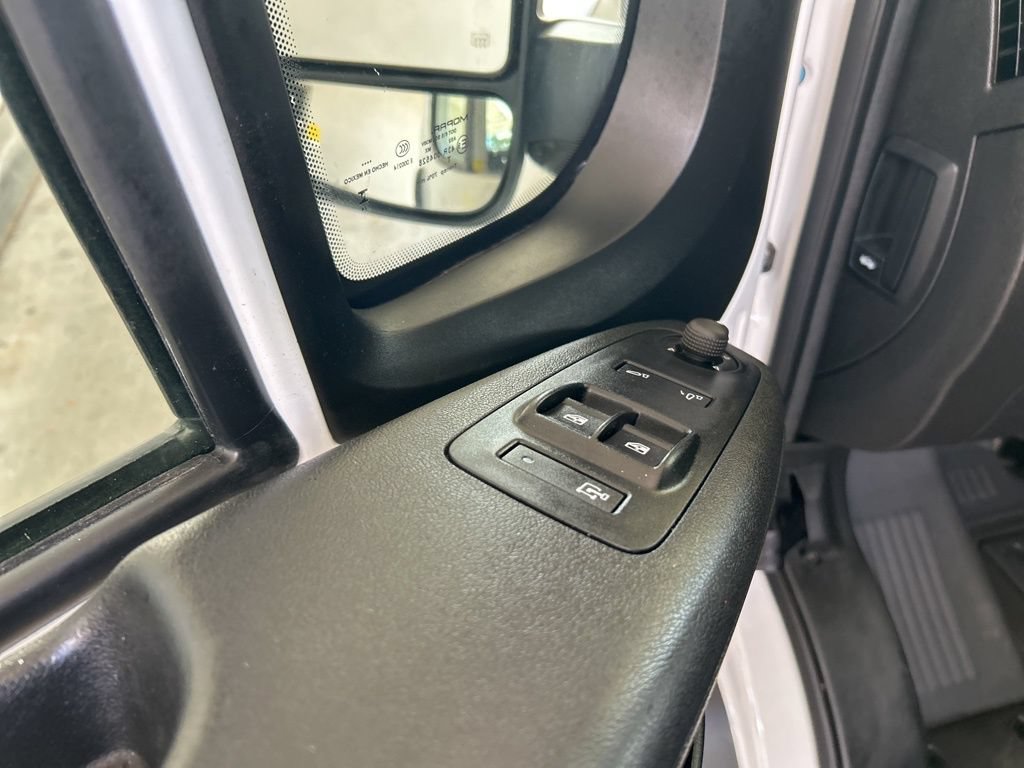 Used 2025 RAM ProMaster 2500 w/ Convenience Group FWD image 39