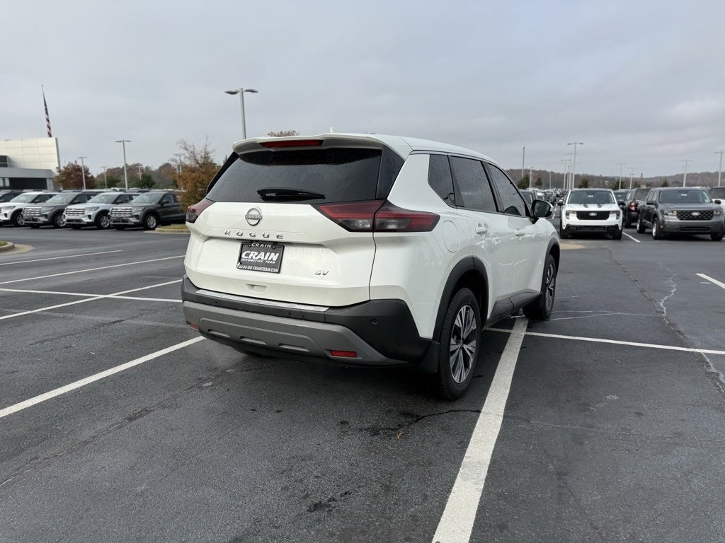 Used 2023 Nissan Rogue SV image 8