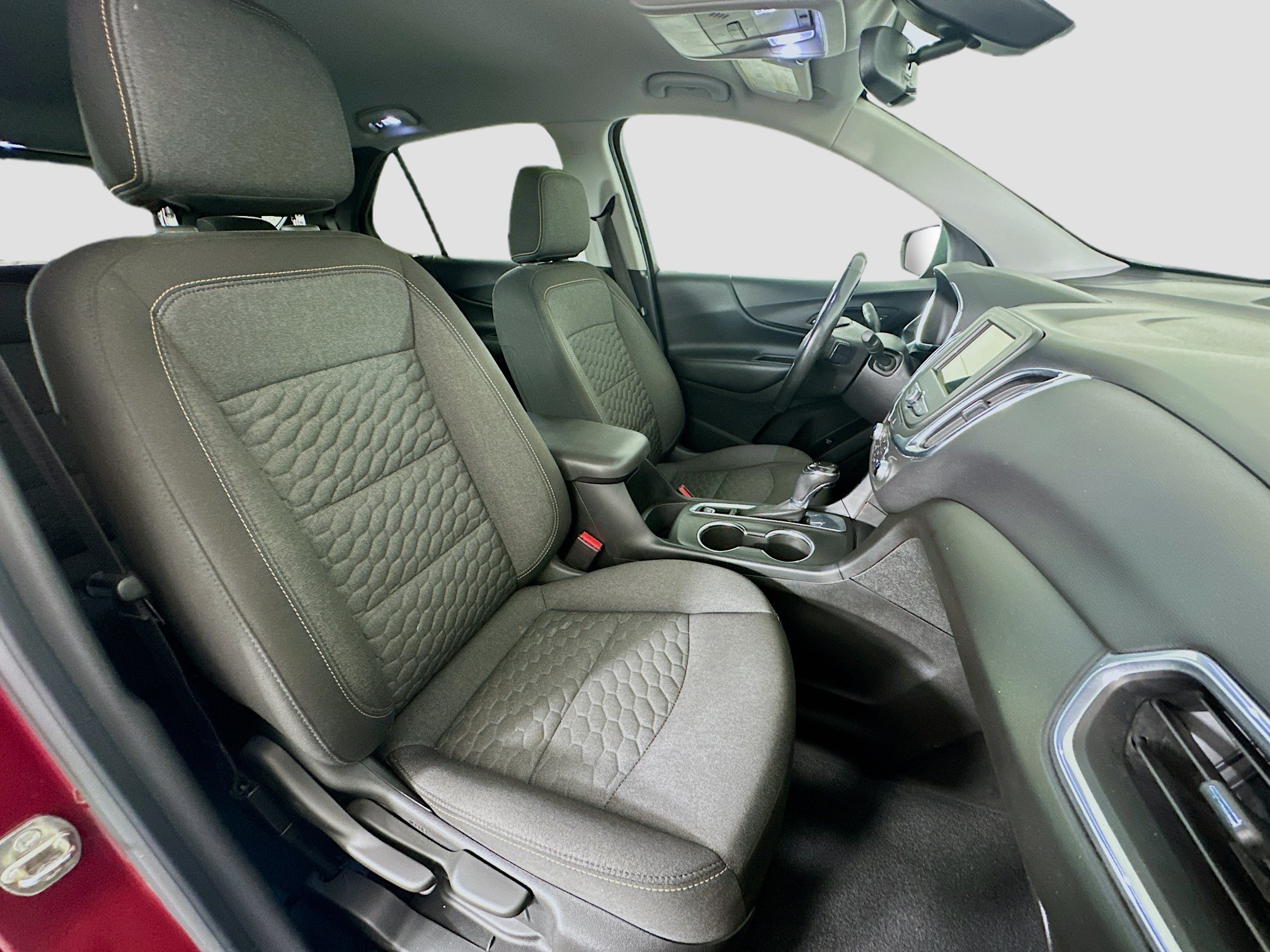 Used 2019 Chevrolet Equinox LT FWD image 31