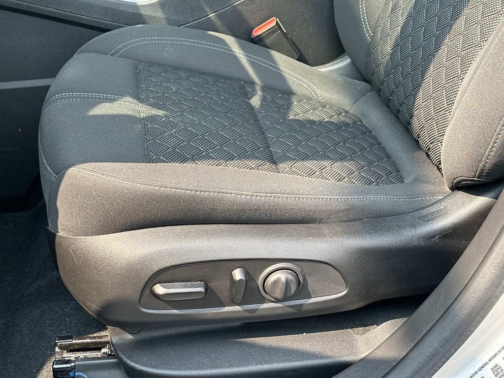 Used 2020 Chevrolet Blazer LT w/ LPO, Floor Liner Package FWD image 15