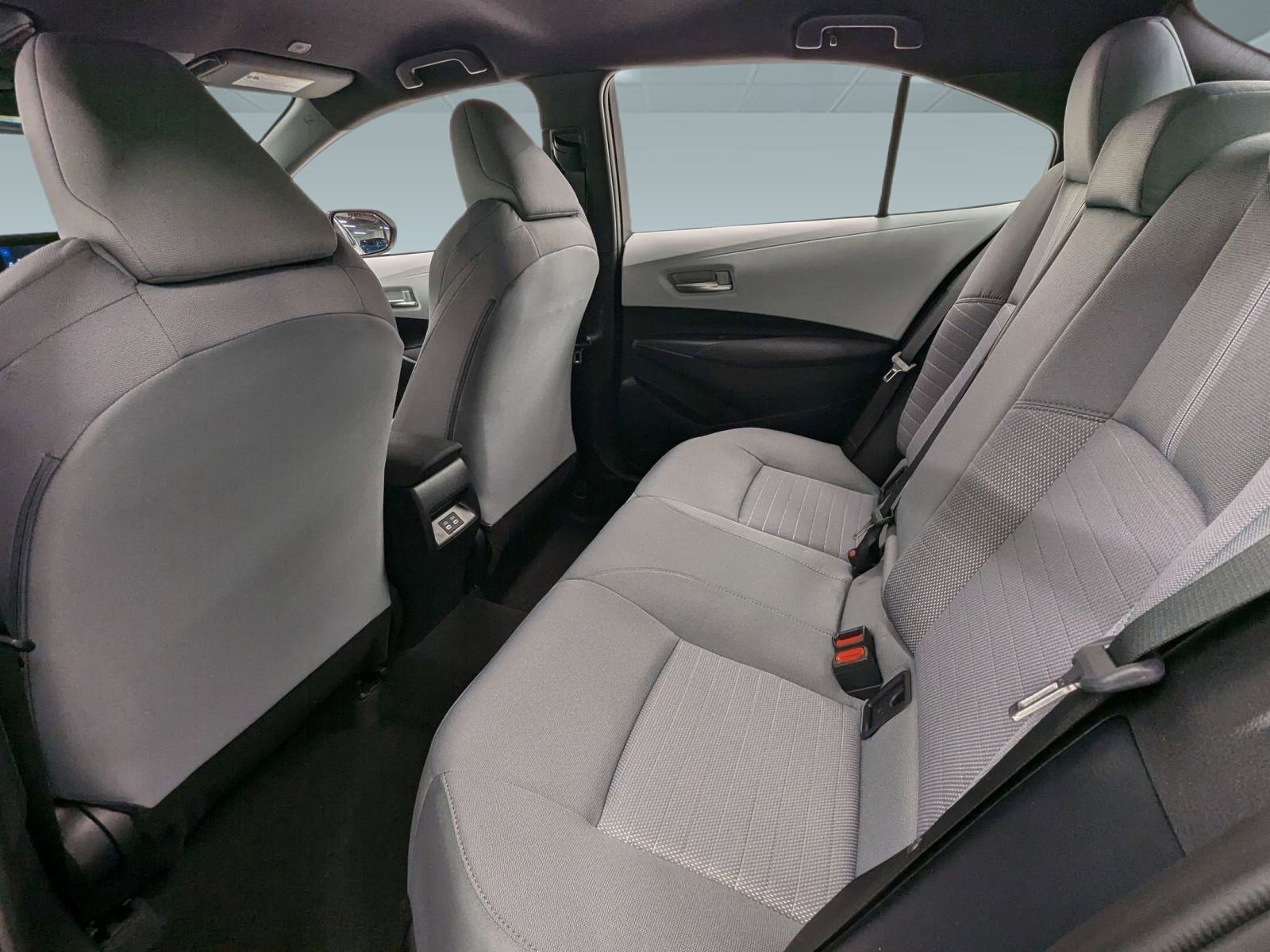 New 2026 Toyota Corolla SE image 18