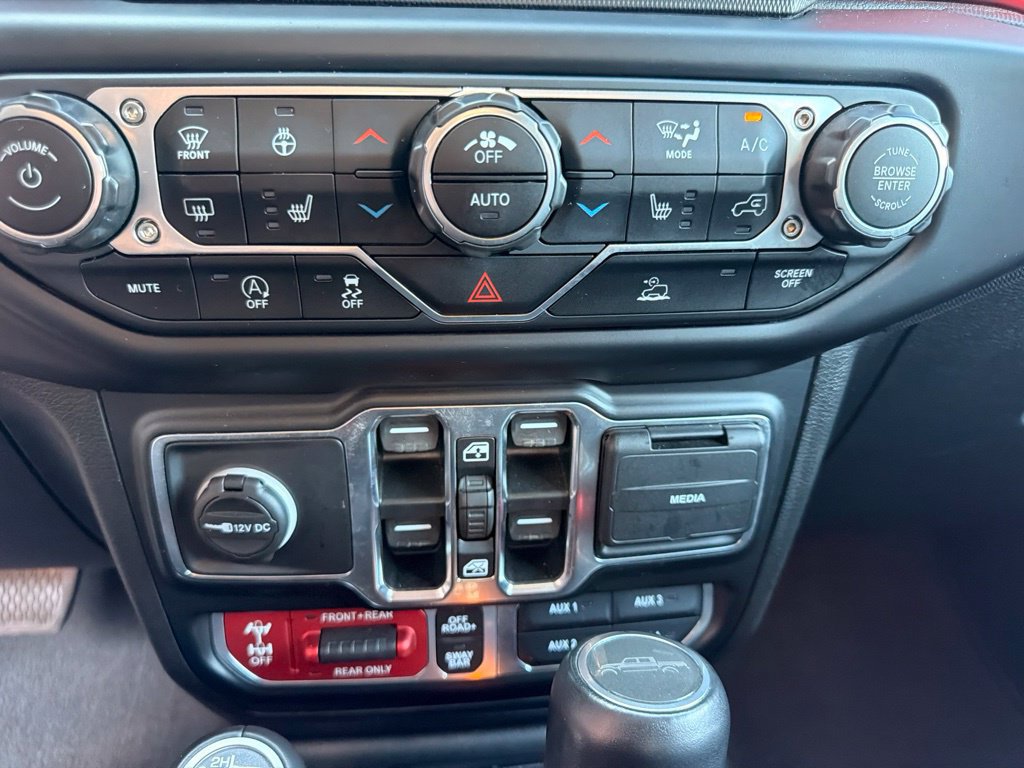 Used 2022 Jeep Gladiator Rubicon w/ LED Lighting Group AWD/4WD image 25