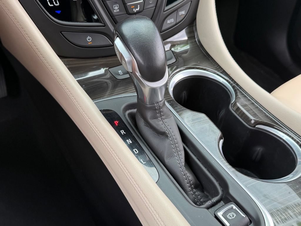 Used 2020 Buick Envision Essence FWD image 22