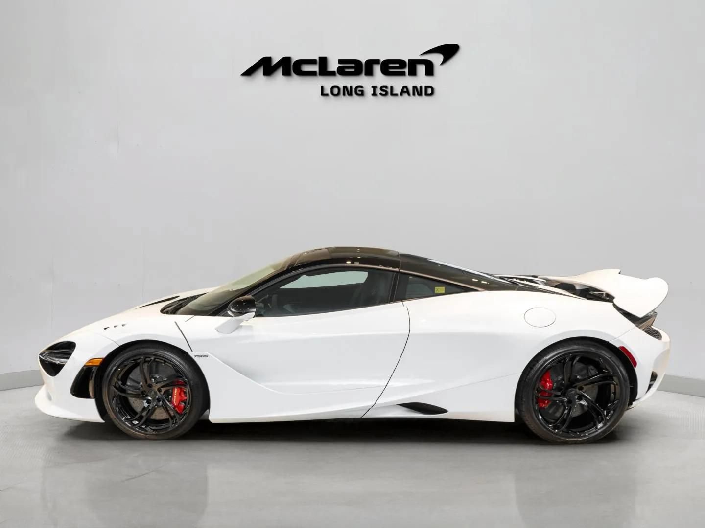 New 2027 McLaren 750S RWD image 7