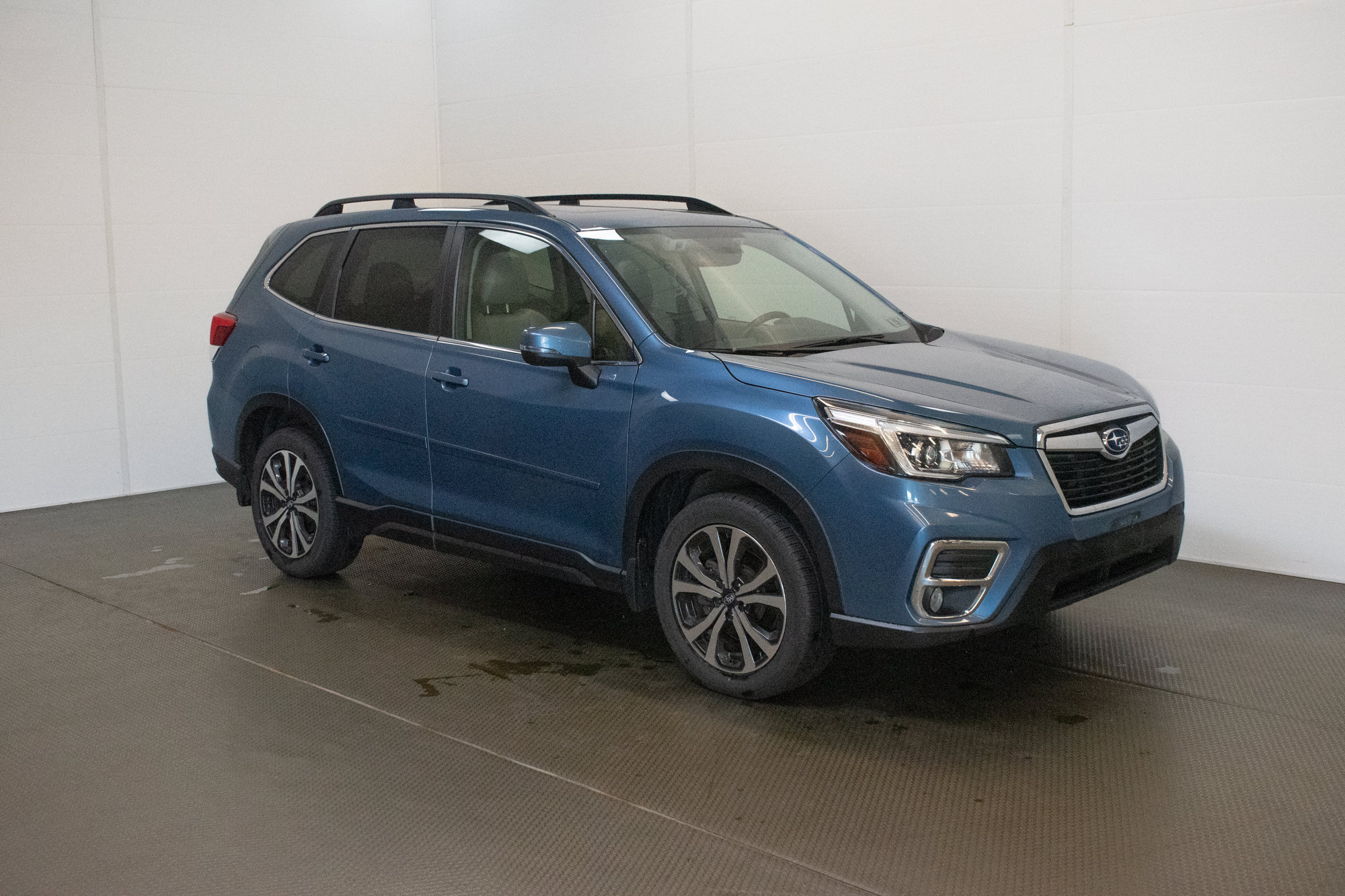 Used 2019 Subaru Forester Limited AWD/4WD image 1