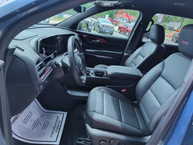 Used 2026 Chevrolet Traverse Z71 w/ LPO, Floor Liner Package AWD/4WD image 10