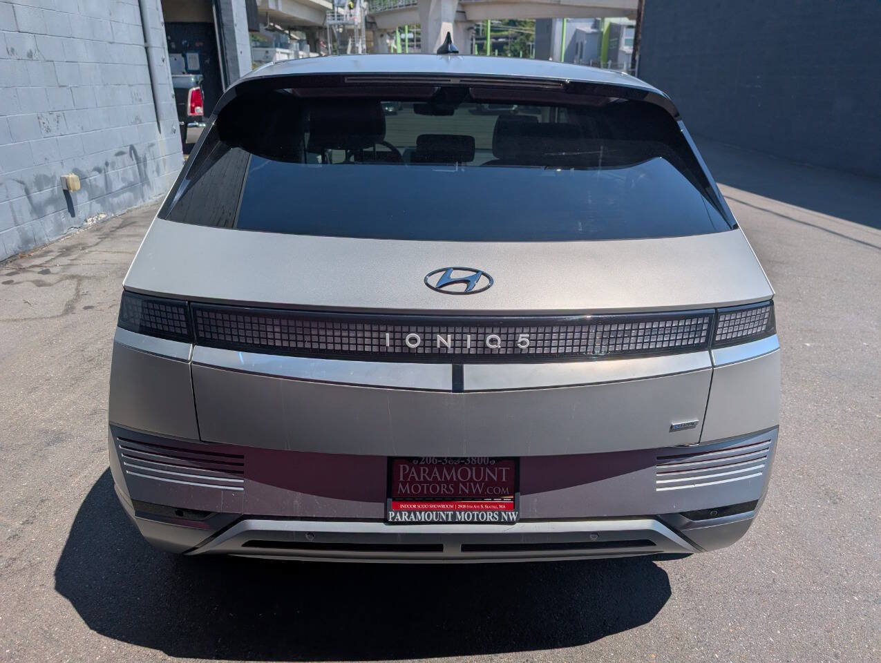 Used 2024 Hyundai Ioniq 5 Limited AWD/4WD image 4