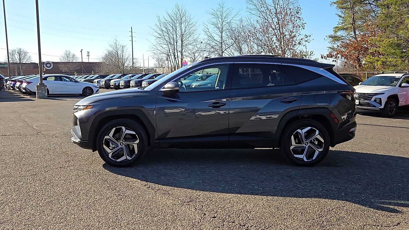 Certified 2023 Hyundai Tucson Limited w/ Cargo Package image 5