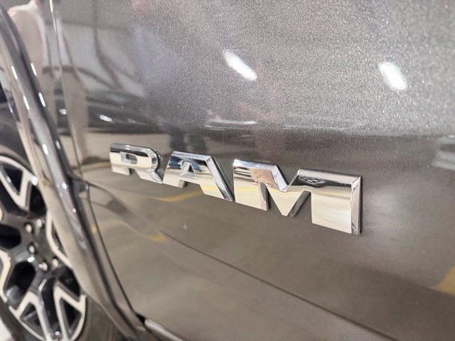 Used 2026 RAM 1500 Laramie AWD/4WD image 40