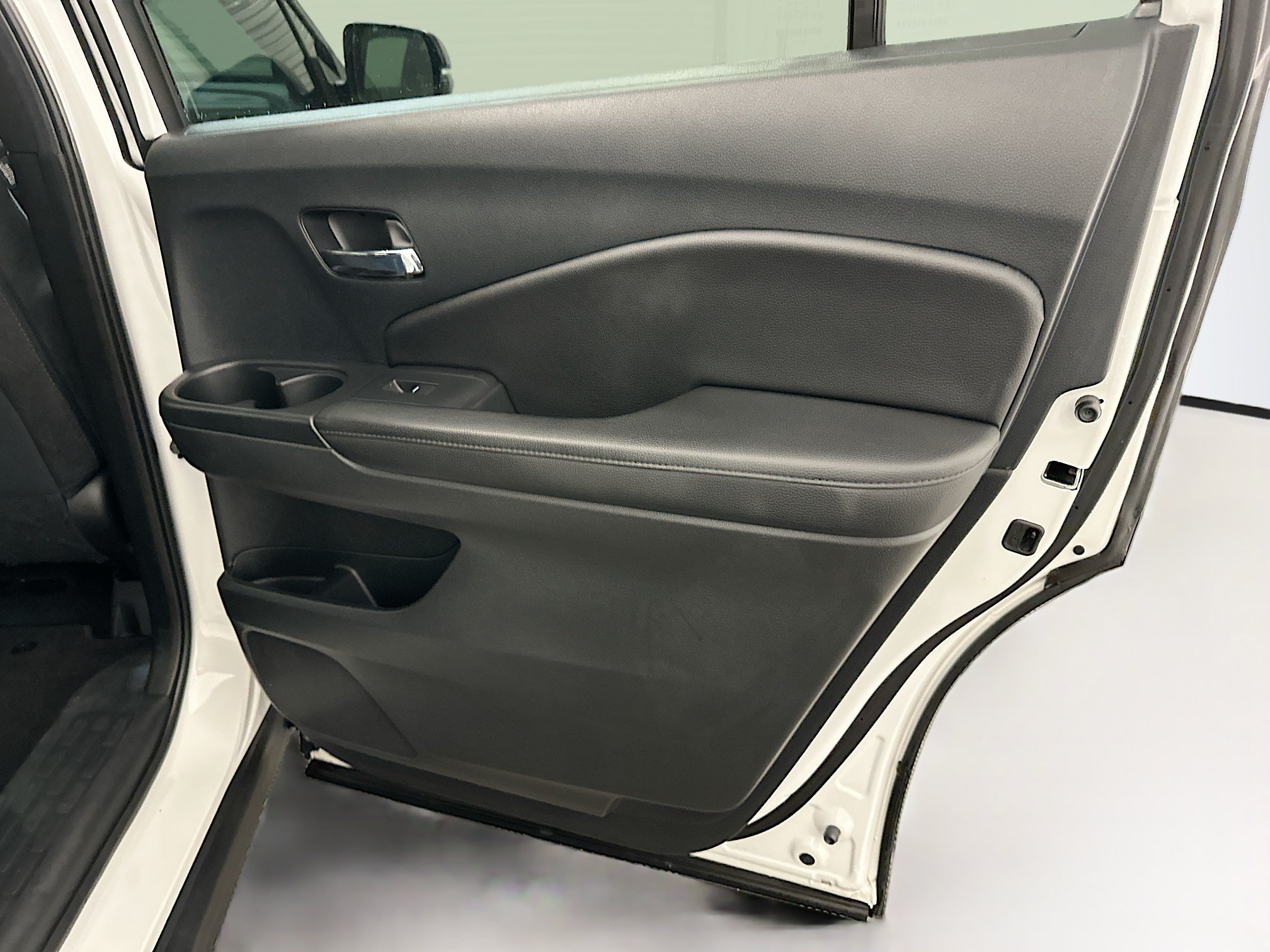 Used 2022 Honda Pilot Sport image 31