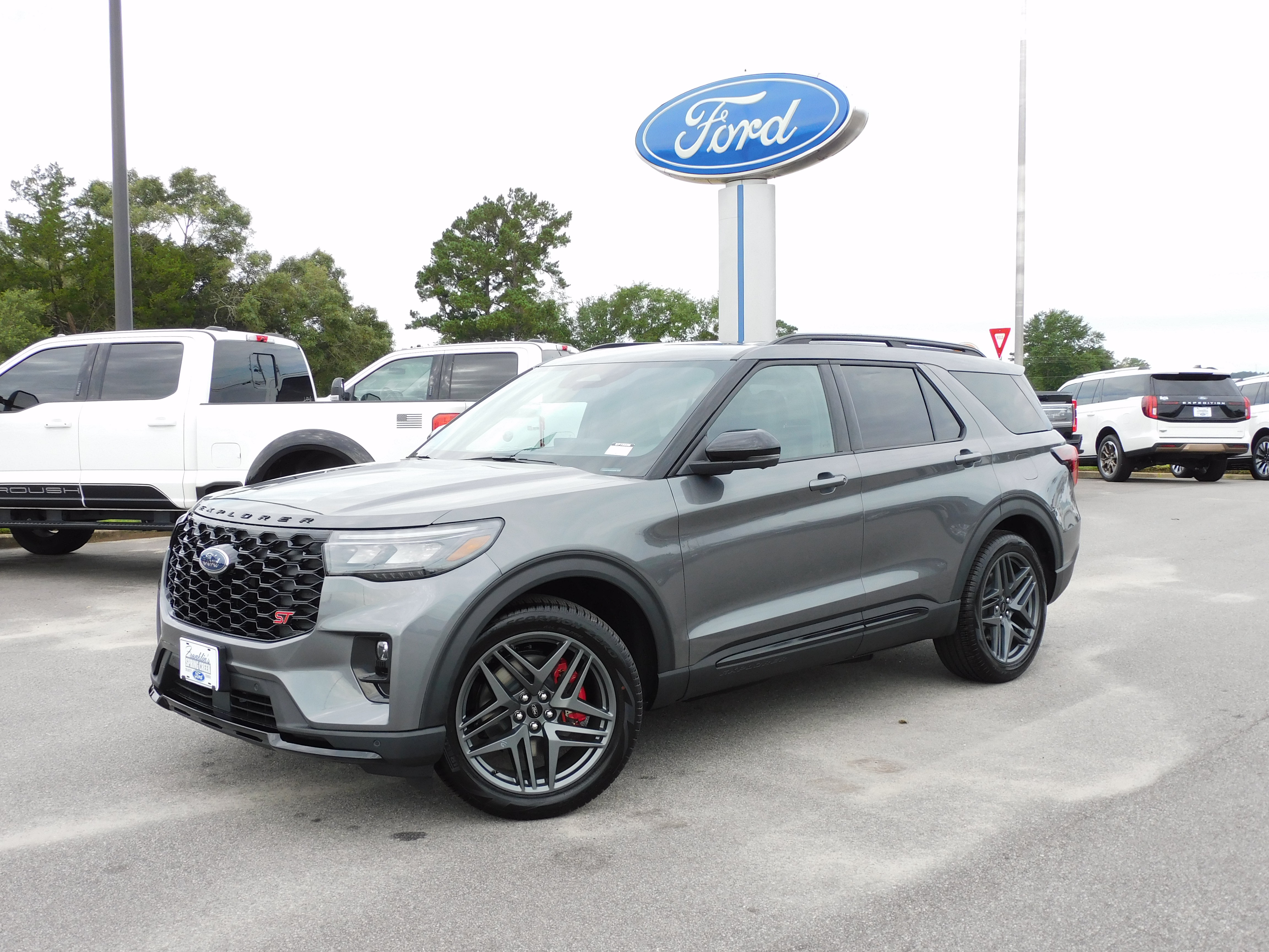 New 2025 Ford Explorer ST w/ Sun And Sound Package RWD image 2