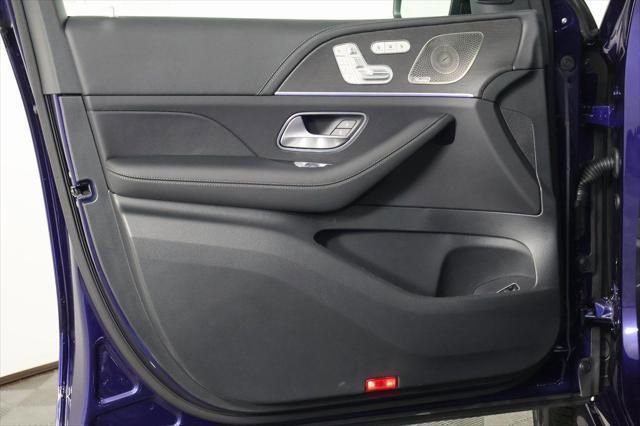 New 2026 Mercedes-Benz GLE 53 AMG 4MATIC Coupe image 7
