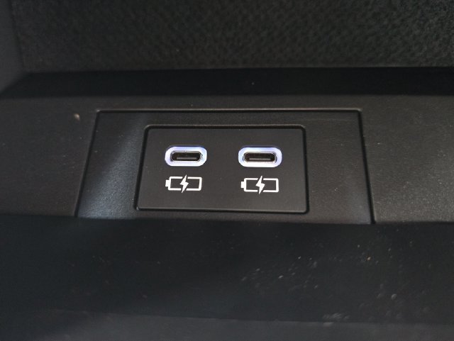 Used 2026 Toyota Prius XLE FWD image 14