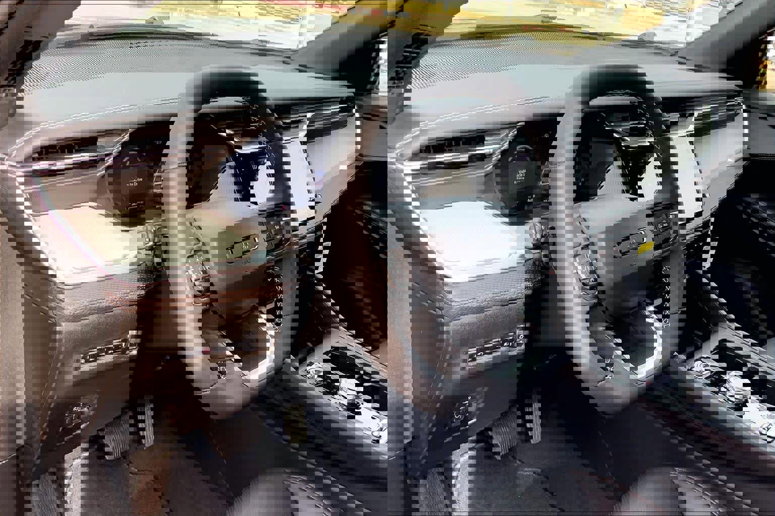 New 2026 Jeep Cherokee Limited image 8