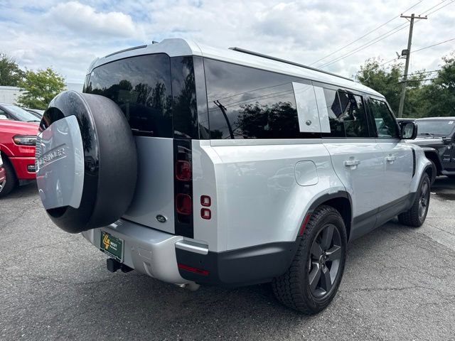 Used 2023 Land Rover Defender 130 SE AWD/4WD image 18