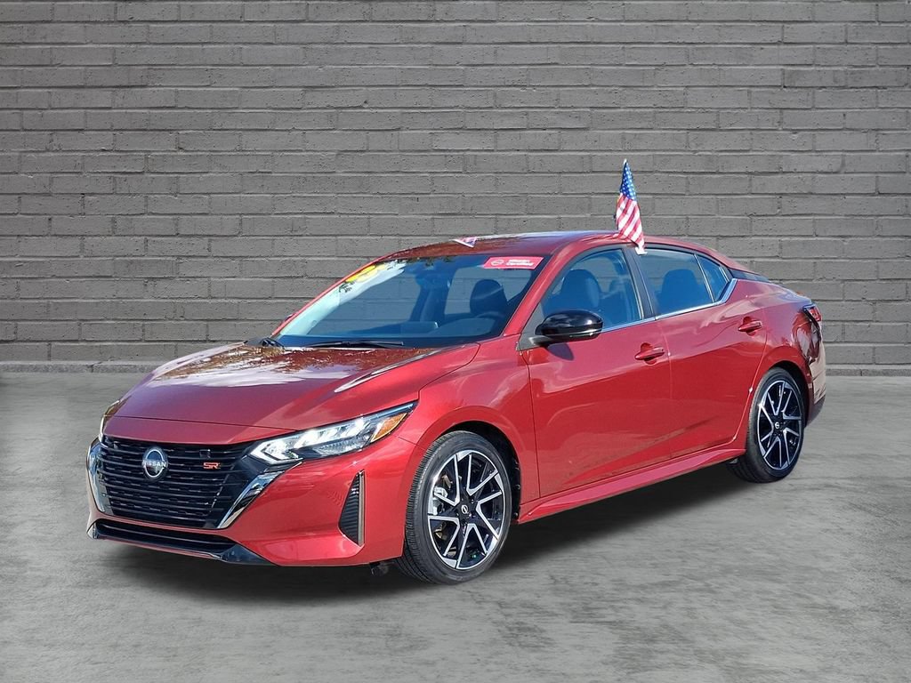 Used 2025 Nissan Sentra SR FWD image 4
