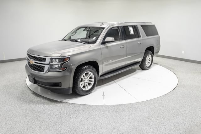 Used 2018 Chevrolet Suburban LS w/ Skid Plate Package AWD/4WD image 33
