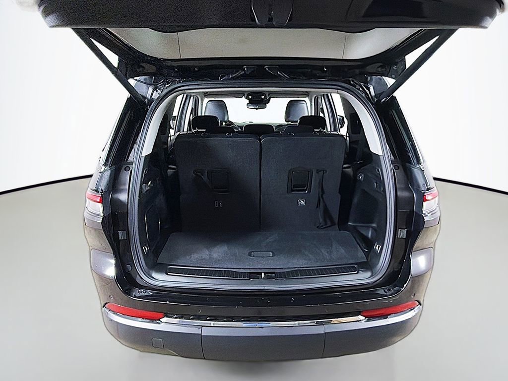 Used 2021 Jeep Grand Cherokee L Limited image 17